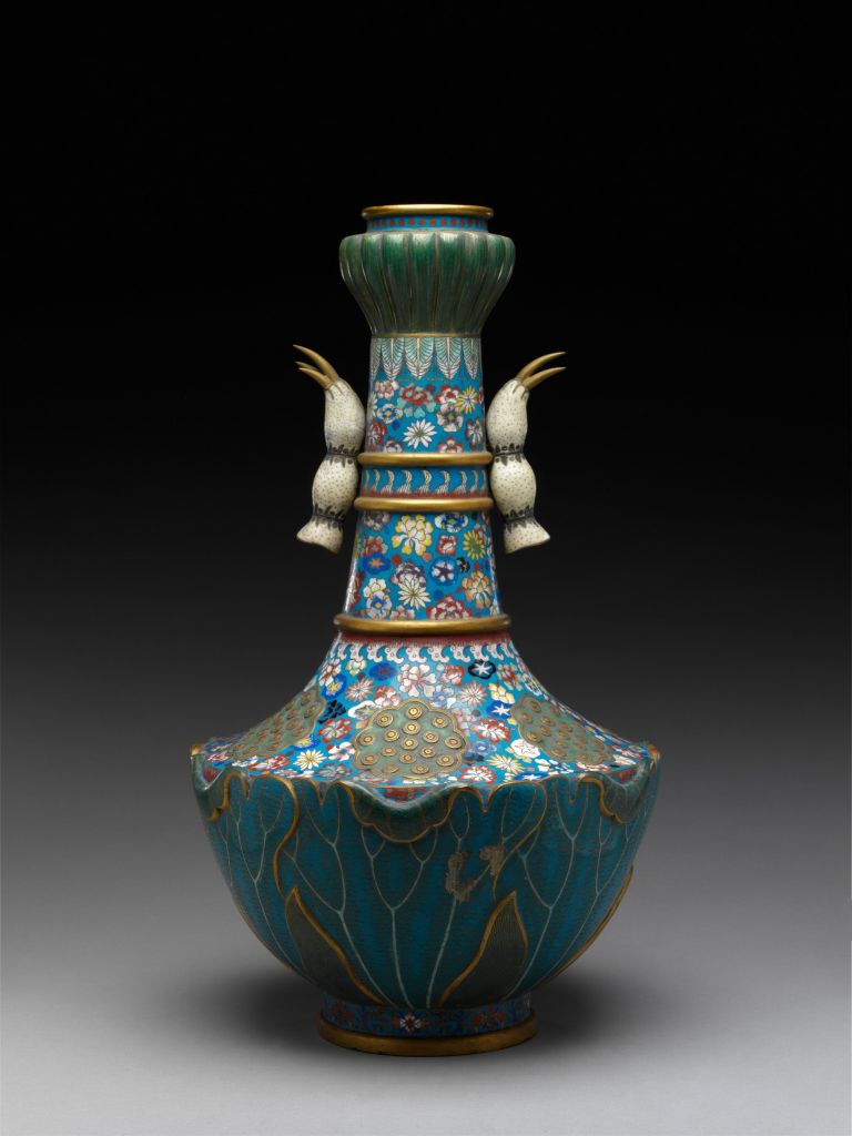 图片[1]-Filigree enamel lotus root bottle-China Archive